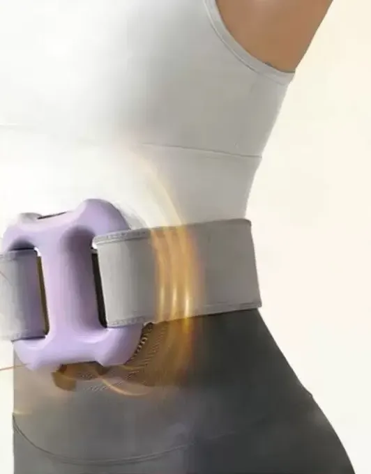 L'anneau porté sur le ventre avec la ceinture